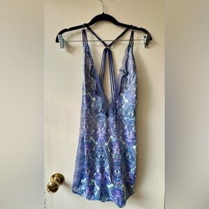 Victoria’s Secret lavender paisley slip dress  w/ lace insets + back details